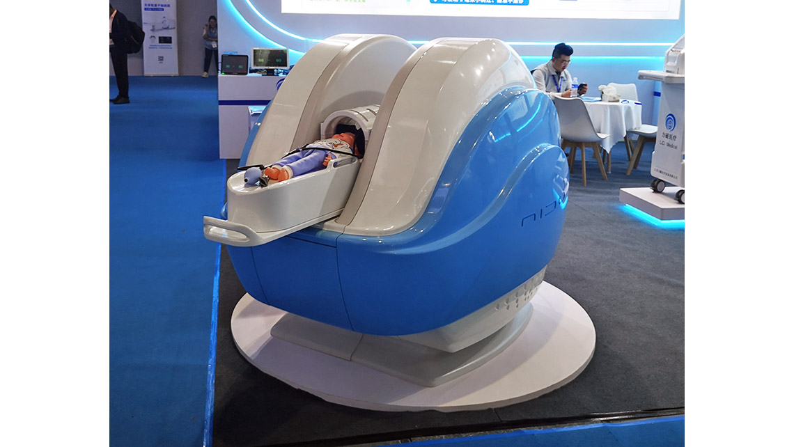 LICI MEDICAL macchina per la risonanza magnetica neonatale, Medical design, design medicale, hospital equipment,strumenti medicali, attrezzature ospedaliere, baby MRI, Magnetic resonance imaging machine for babies, RM infantile, neonatal MRI, risonanza per neonati con incubatrice